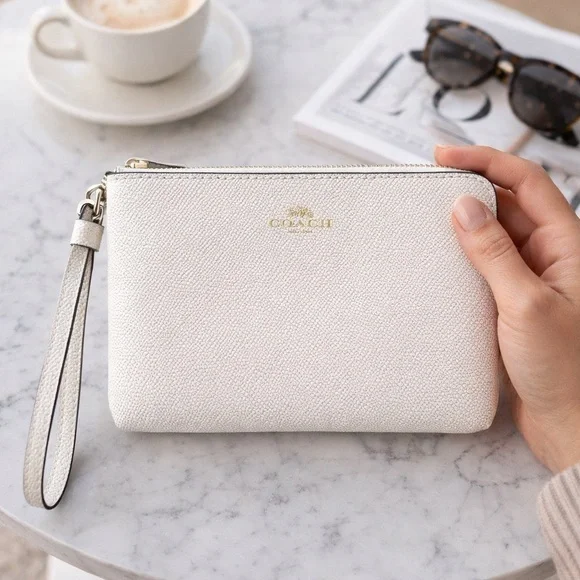 Coach Cream Leather Wristlet/Zip Pouch - New with Tag - Picture 11 of 11